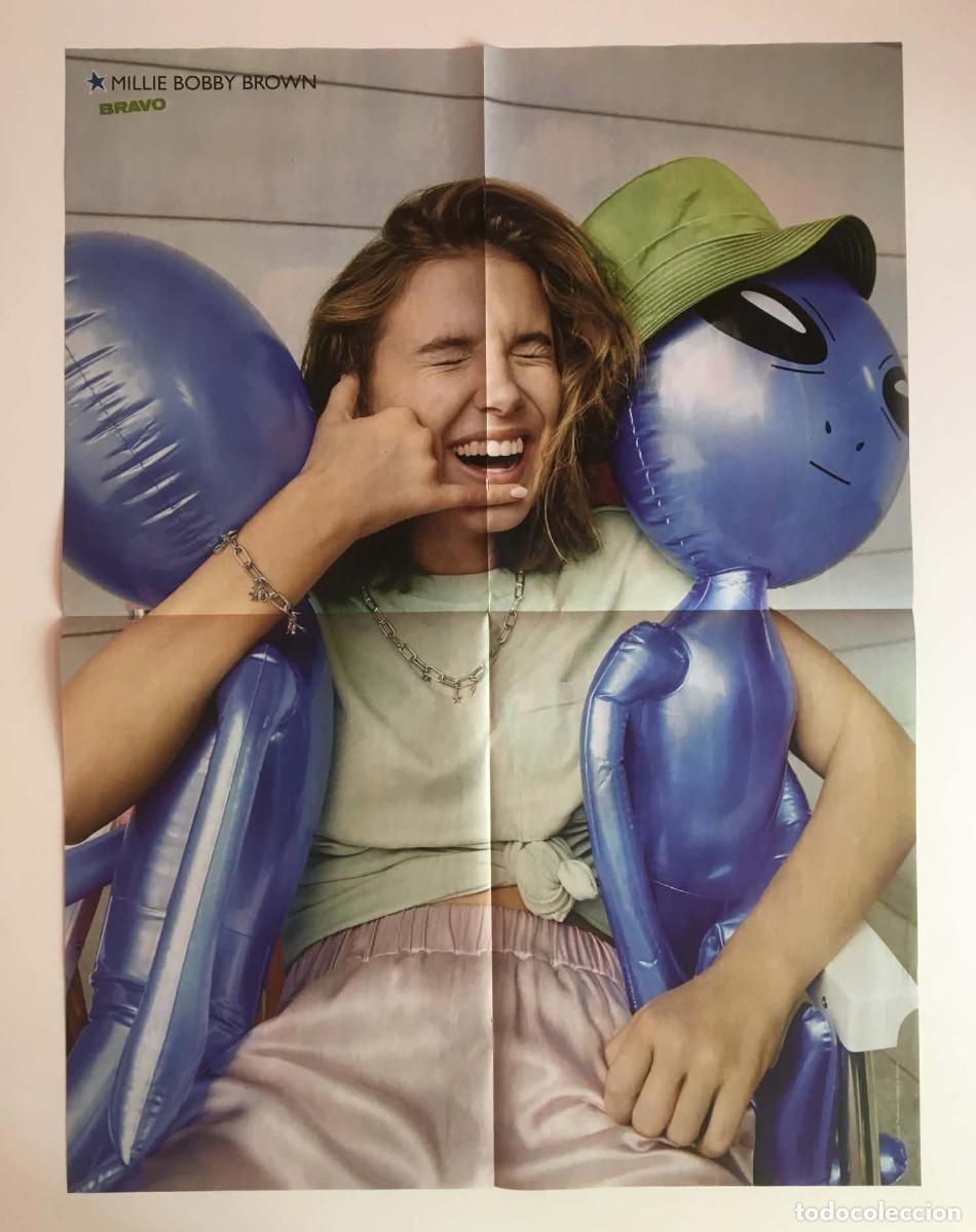 Carteles: Millie Bobby Brown Aliens / Isabel Ovcharova Double-Sided Mega Poster A2 - Bravo Magazine Bulgaria