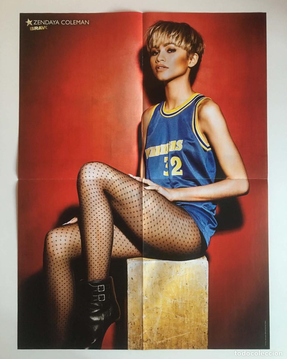 Carteles: Zendaya Coleman / Iggy Azalea Large Double Sided Poster A2 - Bravo Magazine Bulgaria Movie Music