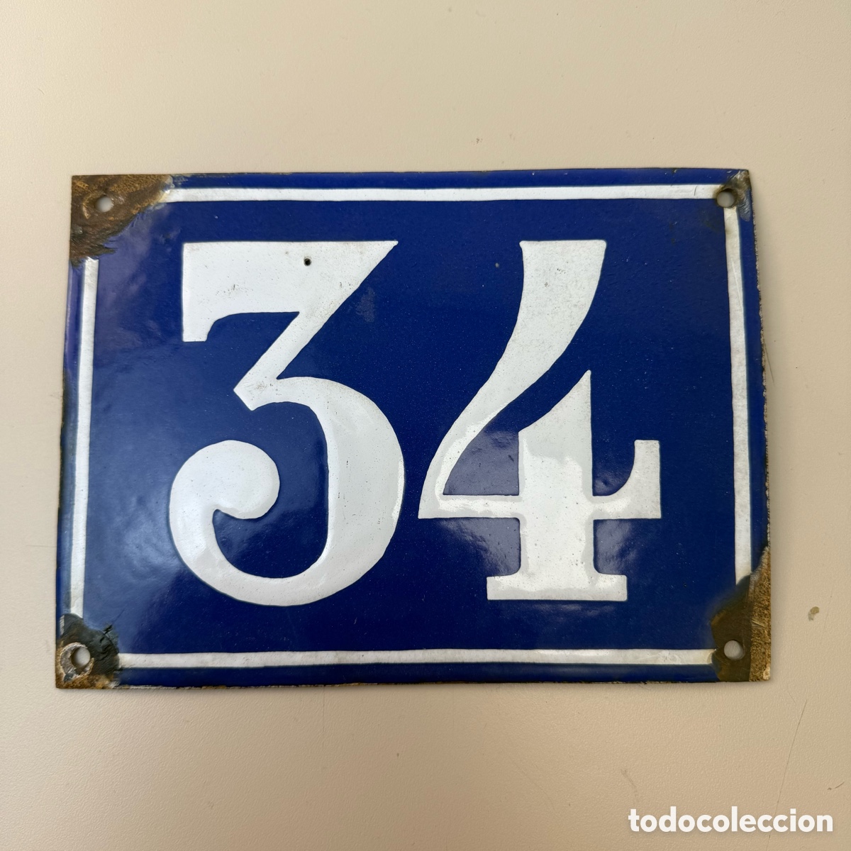 Carteles: Placa esmalte de porcelana con n&uacute;mero 34 para puerta o portal
