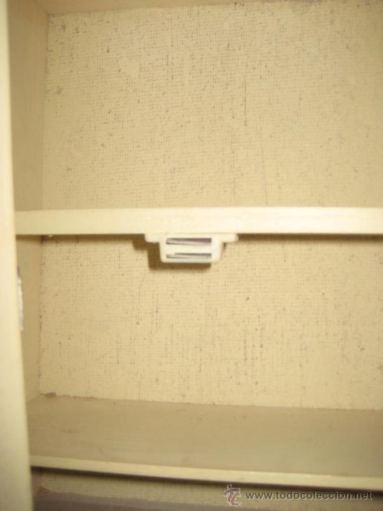 Casas de mu&ntilde;ecas: ANTIGUO  ARMARIO DE MU&Ntilde;ECAS .DE MADERA . - Foto 12