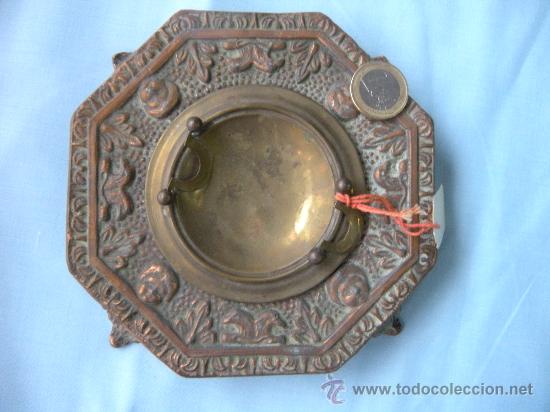 Casas de mu&ntilde;ecas: ANTIGUO BRASERO CON PIE CASA DE MU&Ntilde;ECA - Foto 1