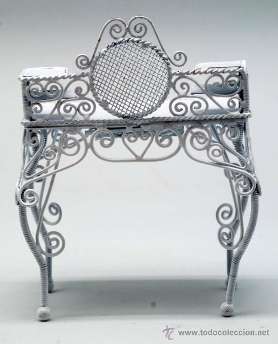 Casas de mu&ntilde;ecas: Tocador en metal para casa de mu&ntilde;ecas - Foto 3
