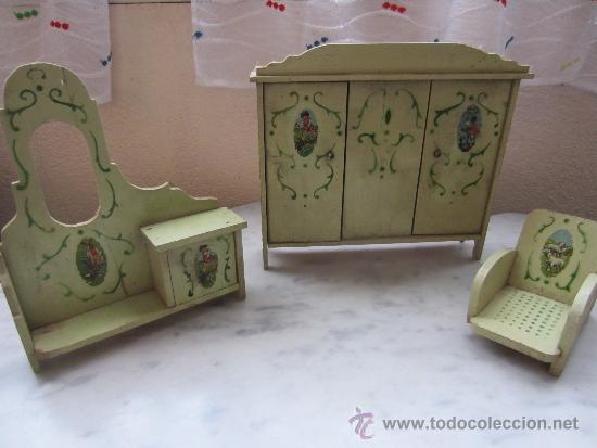 Casas de mu&ntilde;ecas: armario y consola - Foto 1