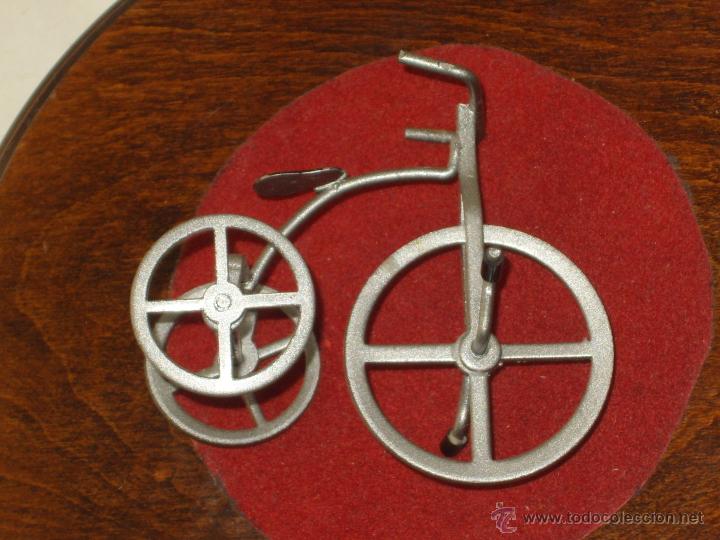 Casas de mu&ntilde;ecas: TRICICLO MINIATURA CASA DE MU&Ntilde;ECAS. - Foto 2