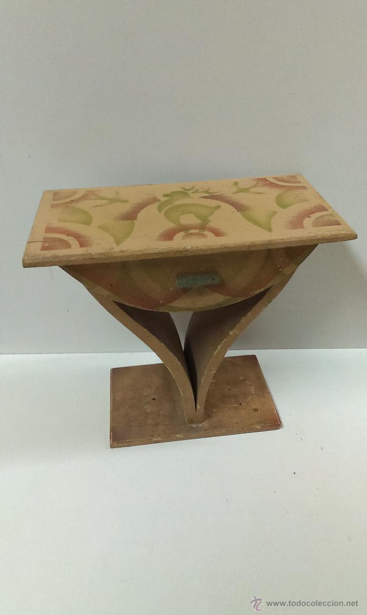 Casas de mu&ntilde;ecas: MUEBLE TOCADOR CON CAJON DE MADERA (  DENIA ) - Foto 2