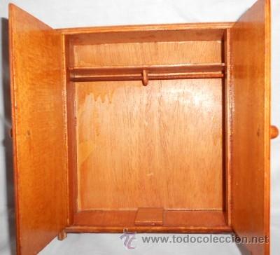Casas de mu&ntilde;ecas: DORMITORIO DE MADERA PARA MU&Ntilde;ECA - Foto 4