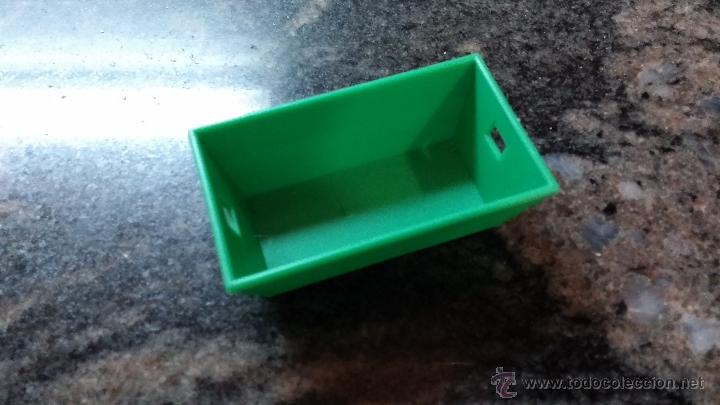 Casas de mu&ntilde;ecas: cubo comida animales laura de las monta&ntilde;as - Foto 1