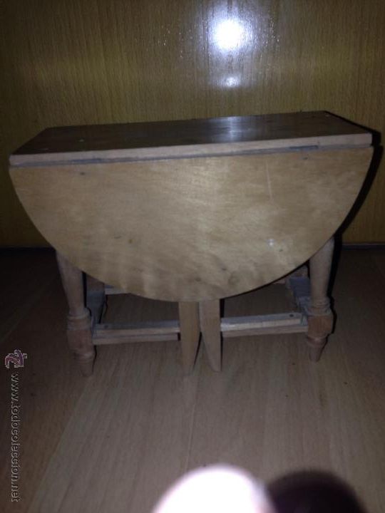 Casas de mu&ntilde;ecas: Mesa plegable de madera de casa de mu&ntilde;ecas. - Foto 2