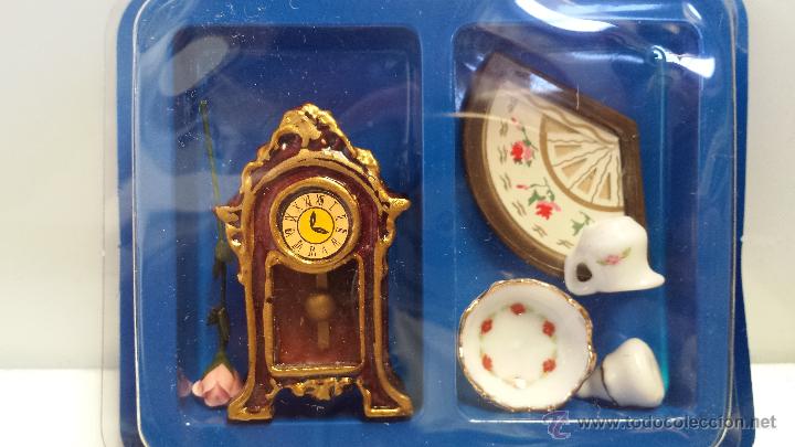 Casas de mu&ntilde;ecas: RELOJ ANTIGUO PARED PARA MAQUETA - Foto 1