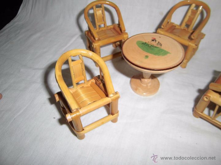 Casas de mu&ntilde;ecas: MESA Y CUATRO SILLAS DE MADERA - Foto 3