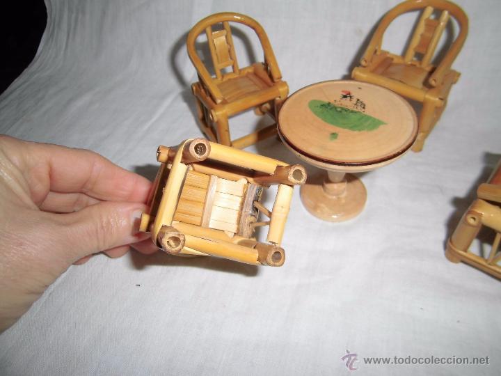 Casas de mu&ntilde;ecas: MESA Y CUATRO SILLAS DE MADERA - Foto 4
