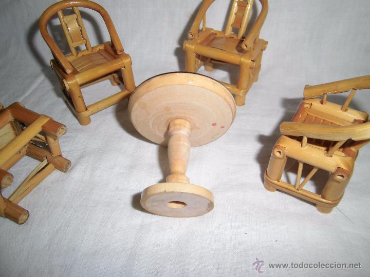 Casas de mu&ntilde;ecas: MESA Y CUATRO SILLAS DE MADERA - Foto 5