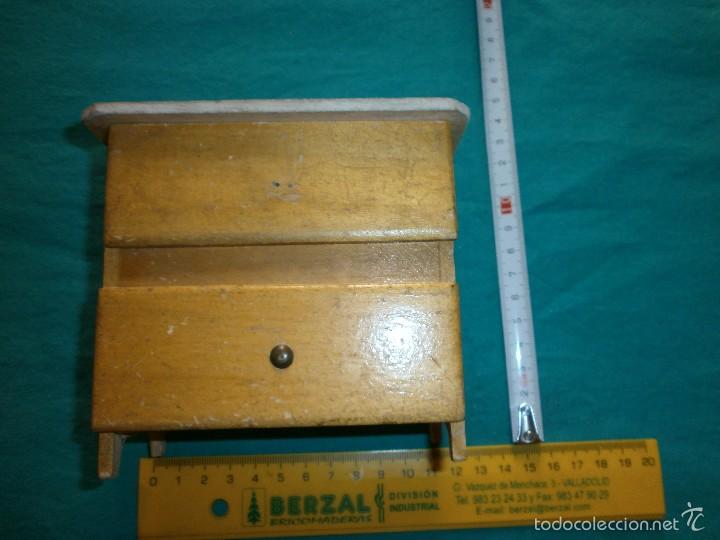 Casas de mu&ntilde;ecas: mueble antiguo de casa de mu&ntilde;ecas - Foto 1