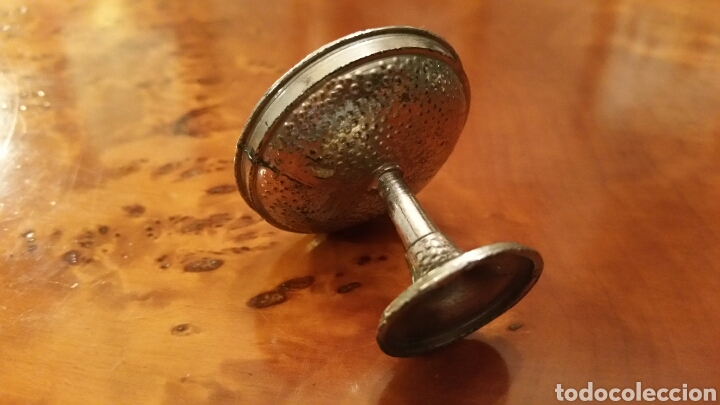 Casas de mu&ntilde;ecas: Complemento Casa de Mu&ntilde;ecas. A&ntilde;os 40. Frutero de metal. - Foto 2