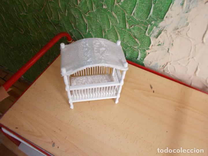 Casas de mu&ntilde;ecas: C casa de mu&ntilde;ecasuna con dosel para - Foto 1