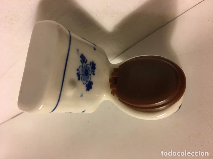 muñequita de porcelana