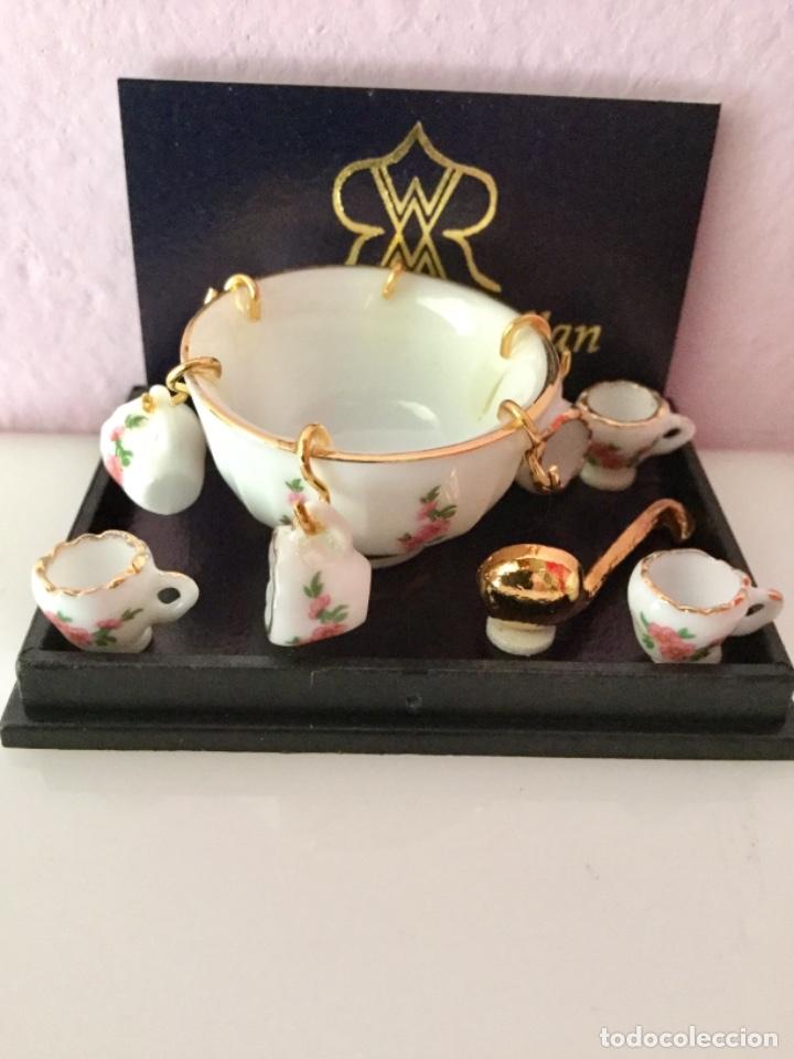 Casas de mu&ntilde;ecas: Miniatura. Queimadera con tazas. &ldquo;Reutter&rdquo; - Foto 1