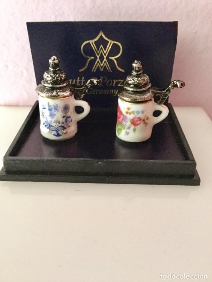 Casas de mu&ntilde;ecas: Miniatura. Dos jarritas de cerveza. &ldquo;Reutter&rdquo; - Foto 1