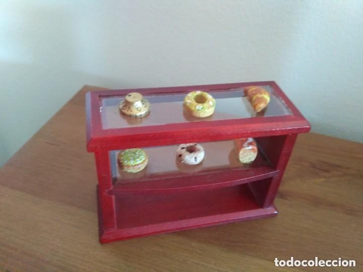 Casas de mu&ntilde;ecas: MOSTRADOR DE DULCE PARA CASA DE MU&Ntilde;ECAS - Foto 1