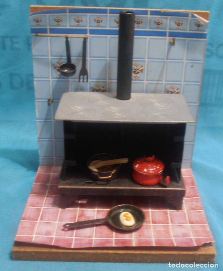 Casas de mu&ntilde;ecas: COCINA DE HIERRO CON CHIMENEA, PARA CASA DE MU&Ntilde;ECAS - Foto 1