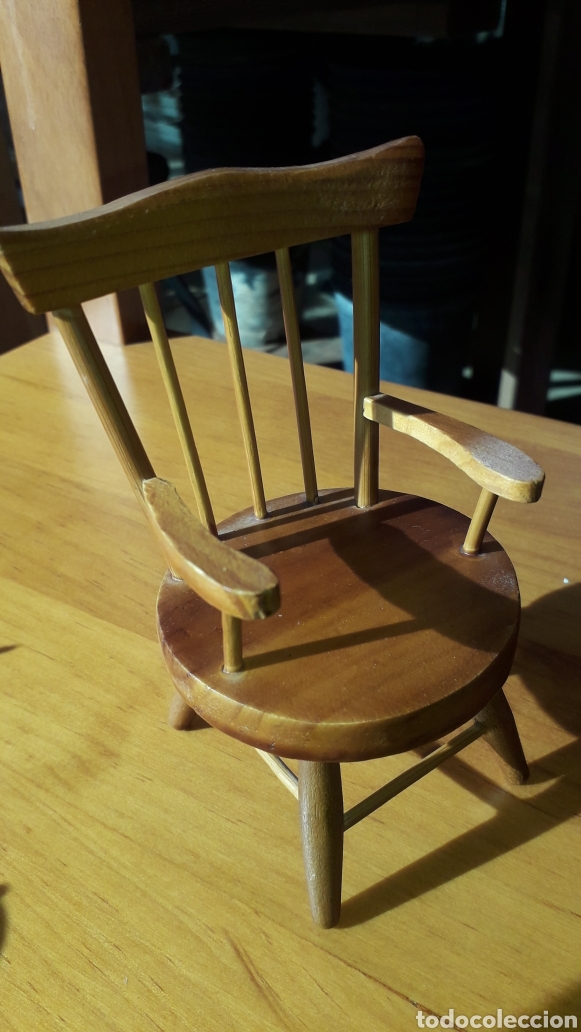 Casas de mu&ntilde;ecas: Silla antigua de mu&ntilde;eca - Foto 2