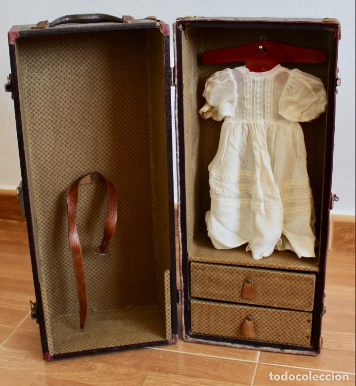 pecador Chaqueta cantante antiguo baúl -armario de juguete para muñecas- - Compra venta en  todocoleccion