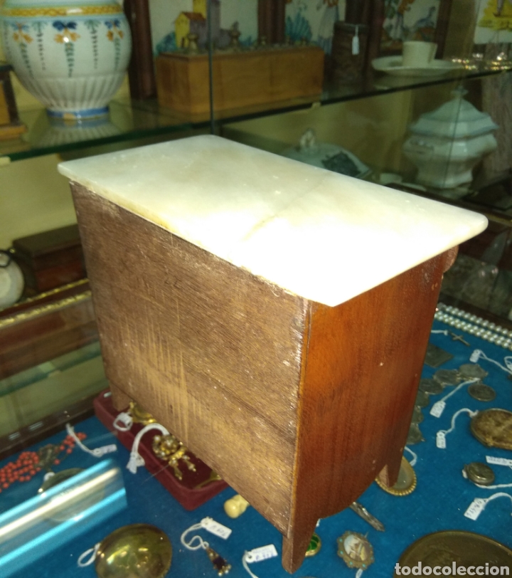 Casas de mu&ntilde;ecas: Antigua C&oacute;moda para Casa de Mu&ntilde;ecas - Foto 8
