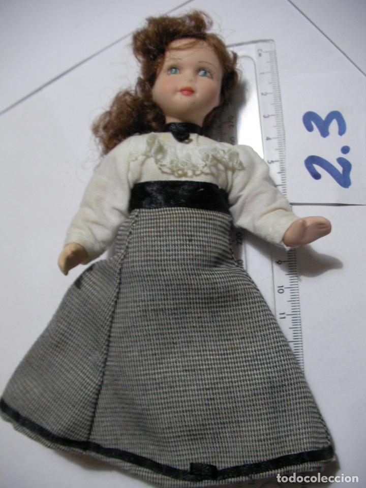 Casas de mu&ntilde;ecas: MOBILIARIO O COMPLEMENTOS PARA CASA DE MU&Ntilde;ECAS - FIGURA - Foto 1