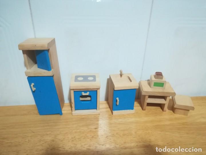 Casas de mu&ntilde;ecas: Casa de mu&ntilde;ecas madera con muebles - Foto 4