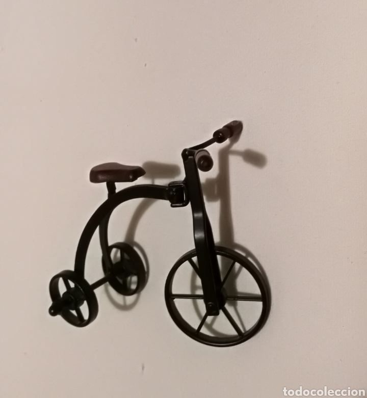 triciclo miniatura