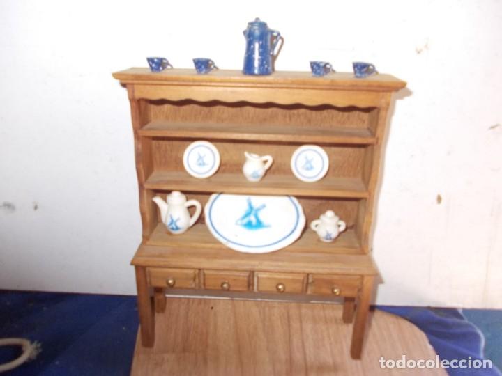 Casas de muñecas: mueble de cocina de casita de muñecas