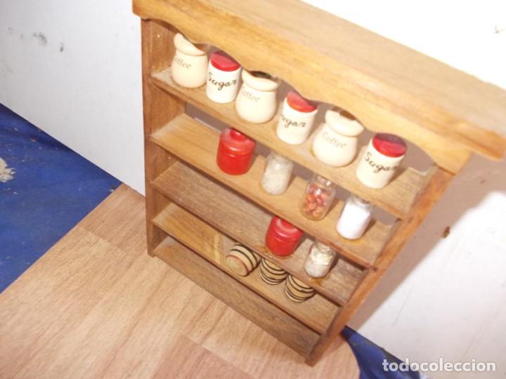 Casas de mu&ntilde;ecas: mueble estanteria de casa de mu&ntilde;ecas - Foto 2