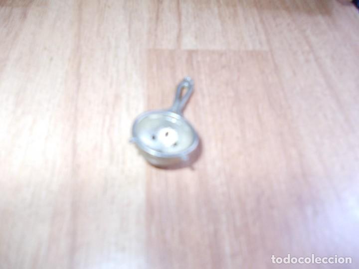 Casas de mu&ntilde;ecas: cucharon con agujeros de casa de mu&ntilde;ecas - Foto 4