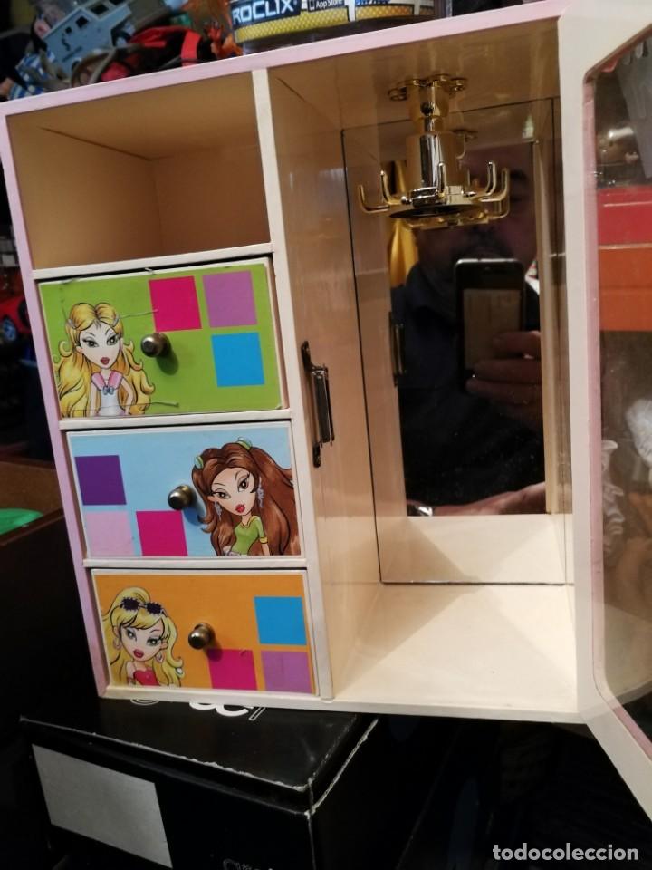 Casas de mu&ntilde;ecas: ARMARIO PARA MU&Ntilde;ECAS BRATZ, WINX, WITCH ROSA - Foto 2