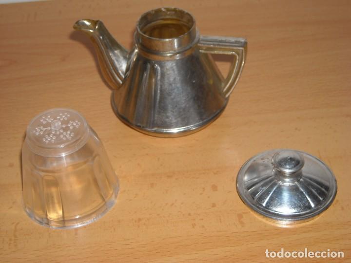 Casas de mu&ntilde;ecas: CAFETERA DE LOS TINY TOYS DE GEYPER, A&Ntilde;OS 60 - Foto 2