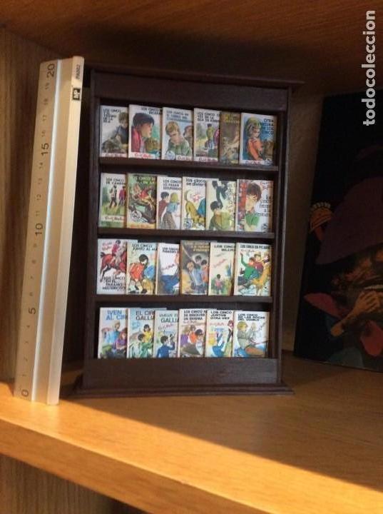 Casas de mu&ntilde;ecas: EXPOSITOR CUENTOS ENID BLYTON - Foto 4