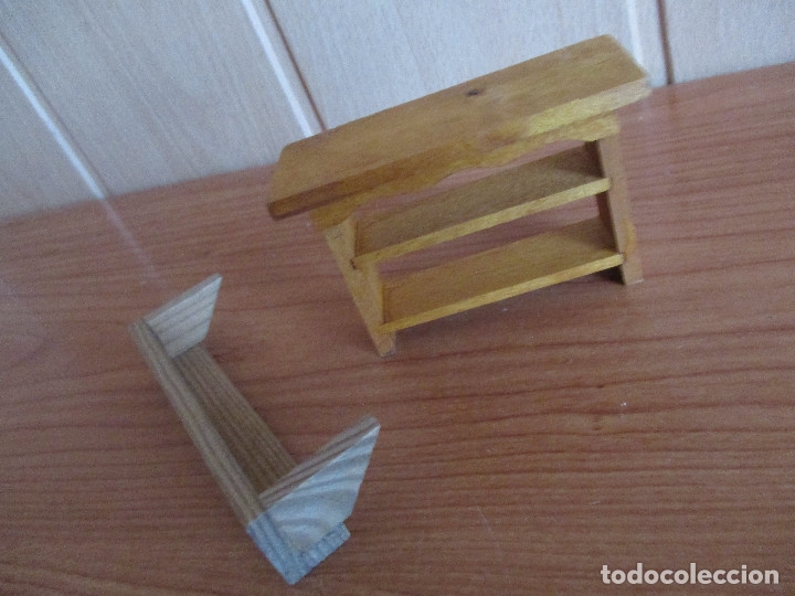 Casas de mu&ntilde;ecas: CASA DE MU&Ntilde;ECAS: 2 ESTANTERIAS  DE MADERA - Foto 4