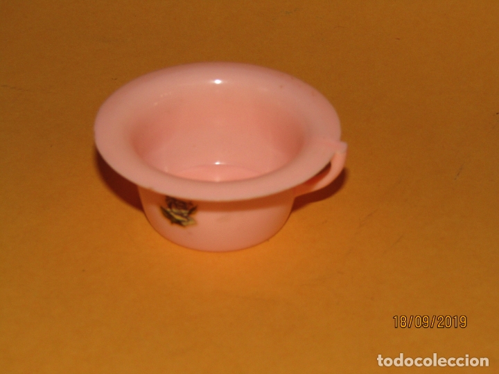 Casas de mu&ntilde;ecas: Antiguo Orinal de Pl&aacute;stico R&iacute;gido para Mu&ntilde;ecas - Foto 2