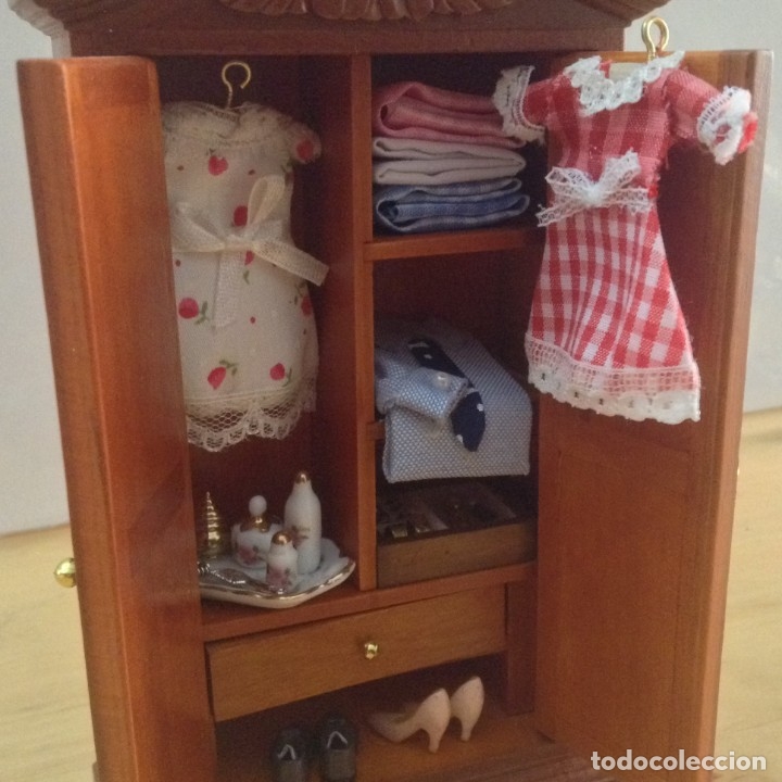 Casas de mu&ntilde;ecas: Armario con ropa.Reutter.NUEVO - Foto 3