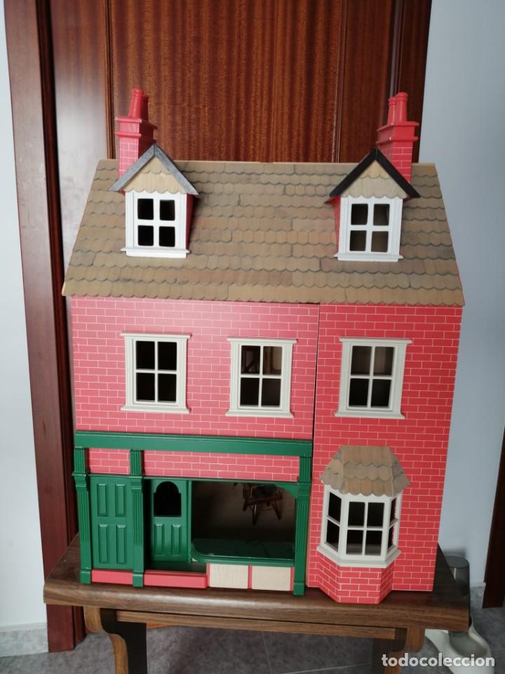 Casas de mu&ntilde;ecas: VISTOSA CASA DE MU&Ntilde;ECAS DE MADERA. - Foto 2