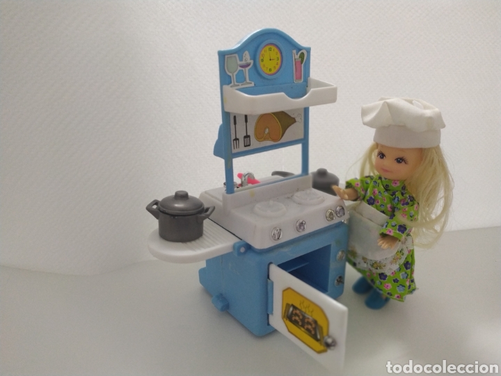 Casas de mu&ntilde;ecas: Mu&ntilde;eca y cocina de 12 cm, a&ntilde;os 70. - Foto 20