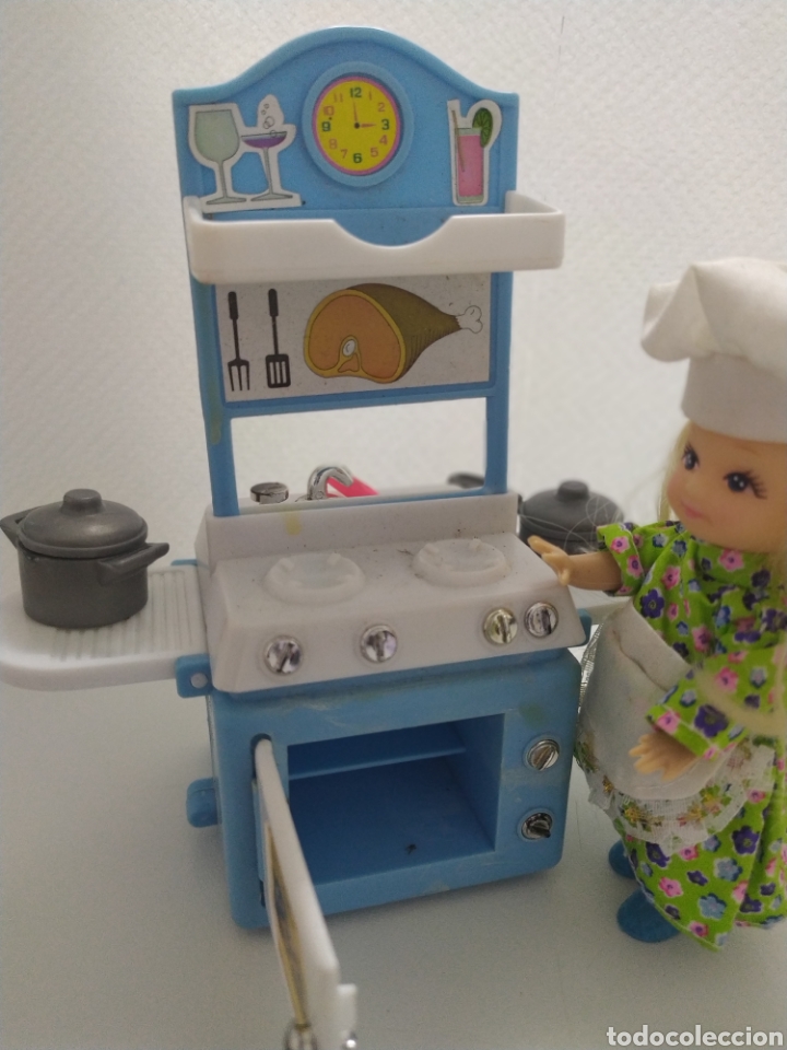 Casas de mu&ntilde;ecas: Mu&ntilde;eca y cocina de 12 cm, a&ntilde;os 70. - Foto 22