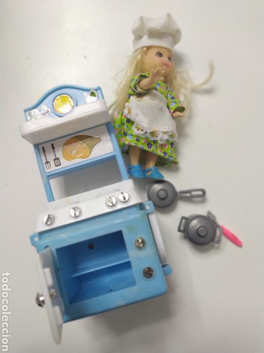 Casas de mu&ntilde;ecas: Mu&ntilde;eca y cocina de 12 cm, a&ntilde;os 70. - Foto 23