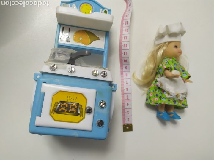 Casas de mu&ntilde;ecas: Mu&ntilde;eca y cocina de 12 cm, a&ntilde;os 70. - Foto 25