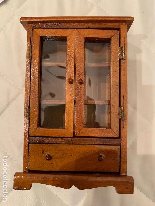 Casas de mu&ntilde;ecas: Armario de casa de mu&ntilde;ecas - Foto 1