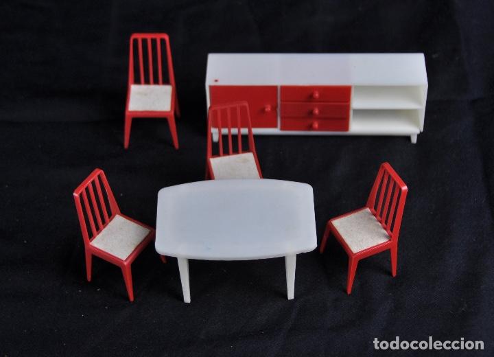 Casas de mu&ntilde;ecas: Muebles a escala West Germany rojo y beige - Foto 3