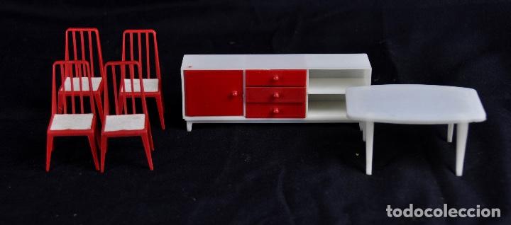 Casas de mu&ntilde;ecas: Muebles a escala West Germany rojo y beige - Foto 4