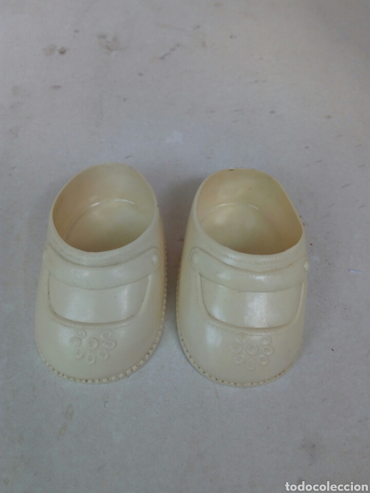 Casas de mu&ntilde;ecas: Zapatitos de famosa para Nancy 9 - Foto 1