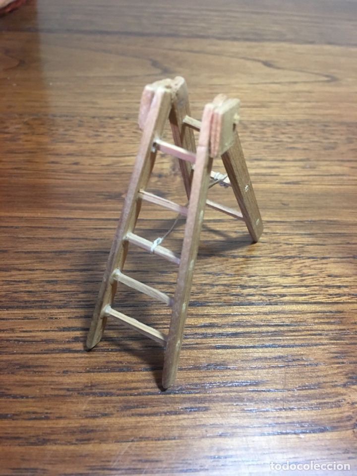 Casas de mu&ntilde;ecas: ESCALERA DE MADERA PARA CASA DE MU&Ntilde;ECAS - Foto 2