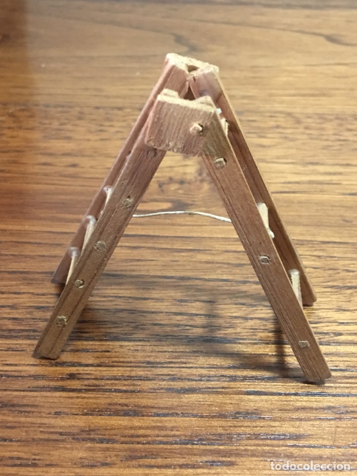 Casas de mu&ntilde;ecas: ESCALERA DE MADERA PARA CASA DE MU&Ntilde;ECAS - Foto 3